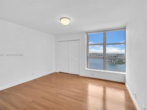 3500 Mystic Pointe Dr 3001, Aventura FL 33180