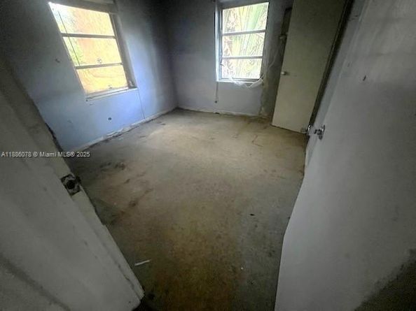 Undisclosed Address #A11886078, Miami FL 33168