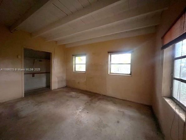 Undisclosed Address #A11886078, Miami FL 33168