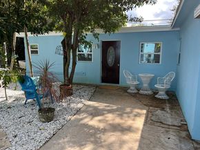 754 NE 71st St, Miami FL 33138