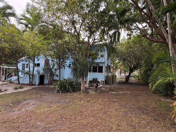 754 NE 71st St, Miami FL 33138