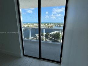 20505 E Country Club Dr 1436, Aventura FL 33180