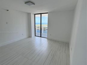 20505 E Country Club Dr 1436, Aventura FL 33180