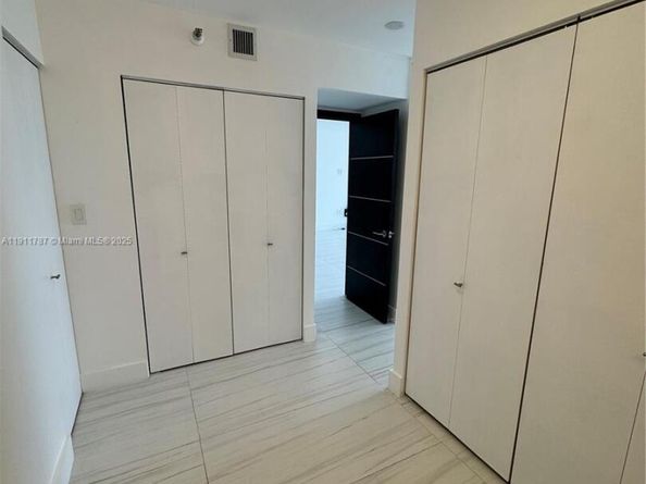 20505 E Country Club Dr 1436, Aventura FL 33180