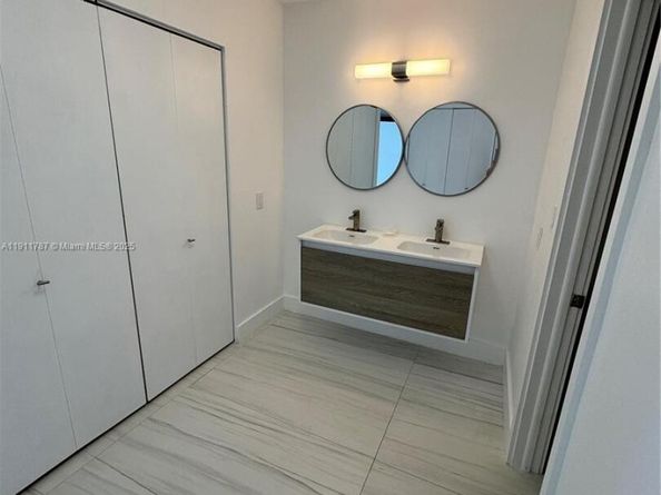 20505 E Country Club Dr 1436, Aventura FL 33180