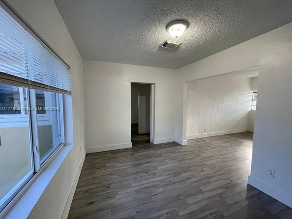 1730 SW 72nd Ct, Miami FL 33155