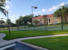3480 N Pinewalk Dr N 135, Margate FL 33063