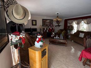 11321 SW 176th St, Miami FL 33157