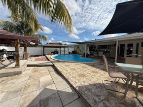 11321 SW 176th St, Miami FL 33157