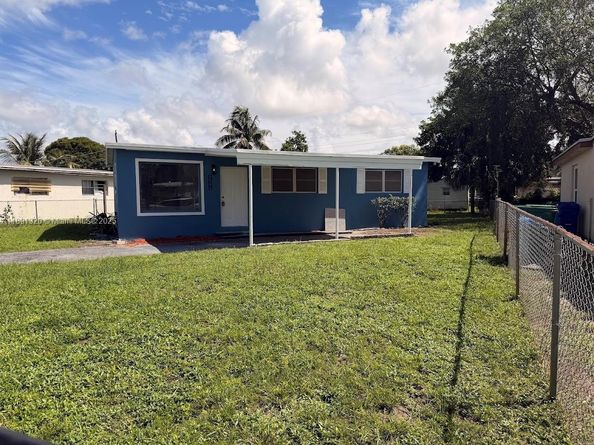 318 NW 30th Ave, Fort Lauderdale FL 33311