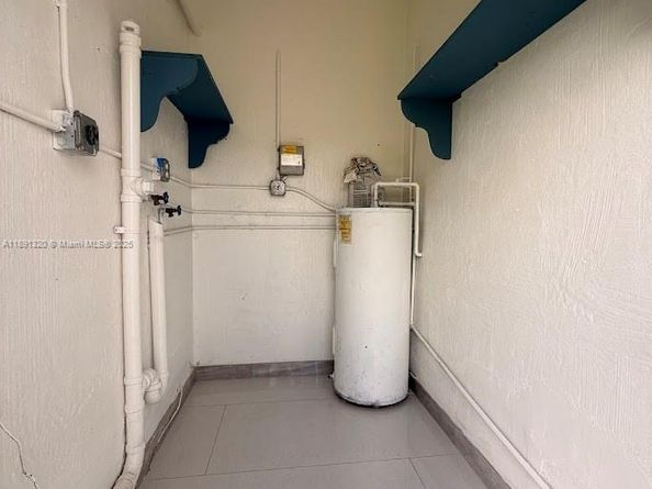 318 NW 30th Ave, Fort Lauderdale FL 33311