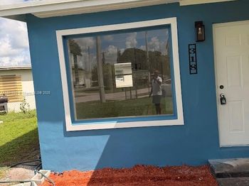 318 NW 30th Ave