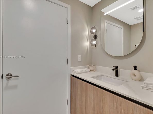 580 72nd st 808, Miami Beach FL 33141