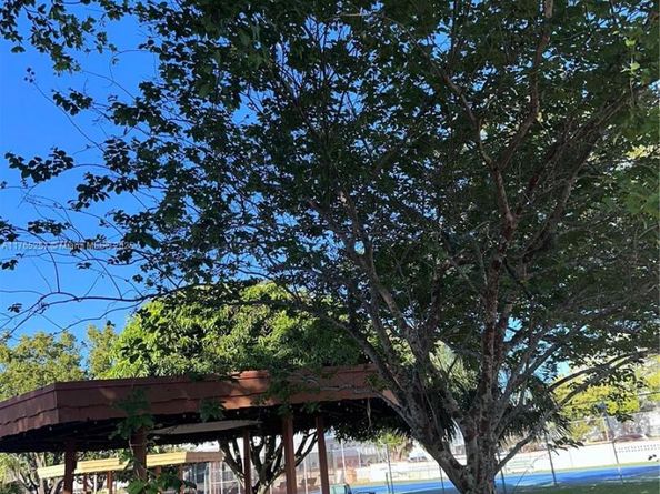 Undisclosed Address #A11765257, Lauderdale Lakes FL 33319