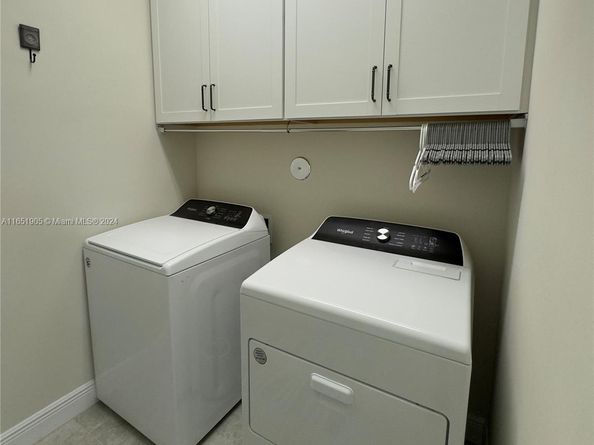 8123 NW 78th St, Tamarac FL 33321