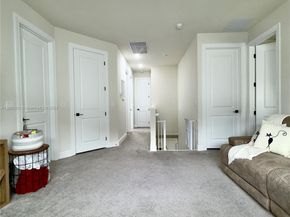 8123 NW 78th St, Tamarac FL 33321