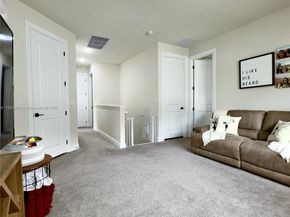 8123 NW 78th St, Tamarac FL 33321