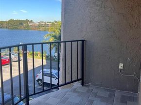 5201 NW 7th St 314, Miami FL 33126
