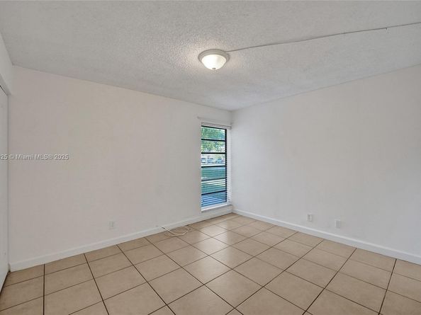 1551 NW 92nd Ave 185, Pembroke Pines FL 33024