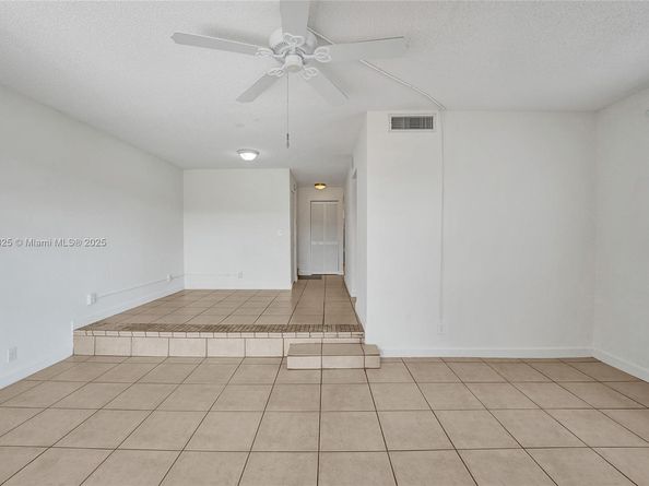 1551 NW 92nd Ave 185, Pembroke Pines FL 33024