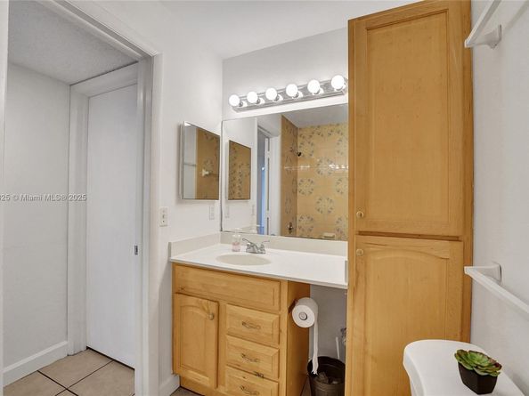 1551 NW 92nd Ave 185, Pembroke Pines FL 33024
