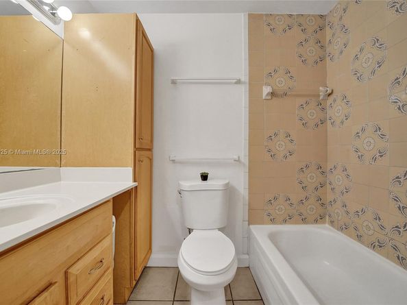 1551 NW 92nd Ave 185, Pembroke Pines FL 33024