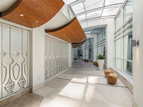 4401 Collins Ave 1709, Miami Beach FL 33140