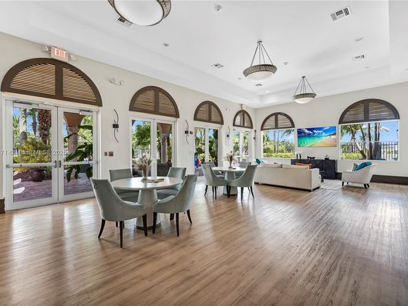 5046 SW 162nd Ave, Miramar FL 33027