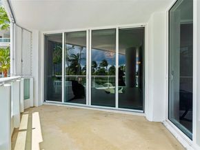 21050 Point Pl 403, Aventura FL 33180