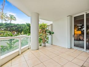 21050 Point Pl 403, Aventura FL 33180