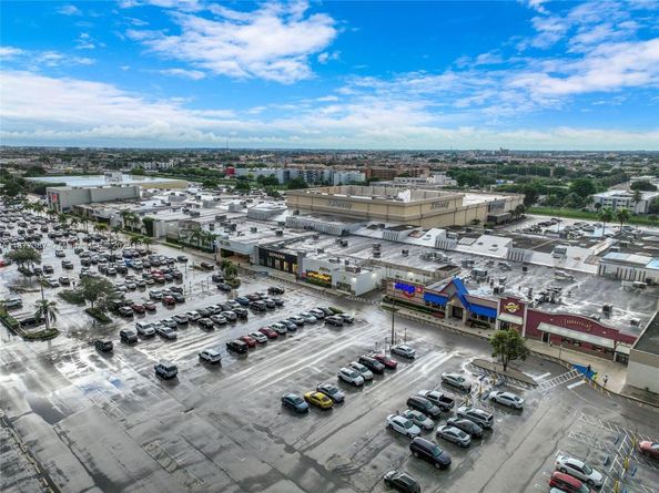 1255 W 49th Pl H202, Hialeah FL 33012