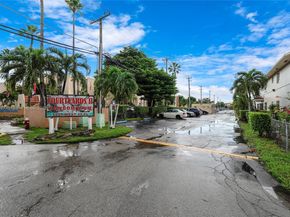 1255 W 49th Pl H202, Hialeah FL 33012
