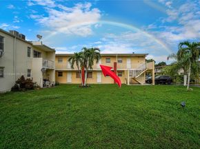 1255 W 49th Pl H202, Hialeah FL 33012