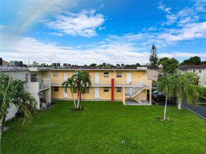 1255 W 49th Pl H202, Hialeah FL 33012