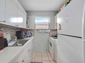 1255 W 49th Pl H202, Hialeah FL 33012