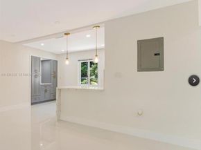 851 NW 146th St, Miami FL 33168