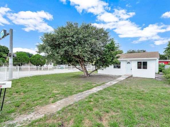 11406 NW 17th Ave, Miami FL 33167