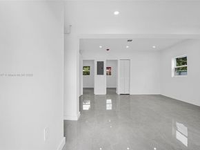 11406 NW 17th Ave, Miami FL 33167