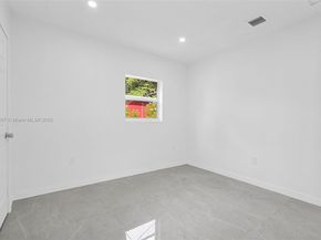 11406 NW 17th Ave, Miami FL 33167