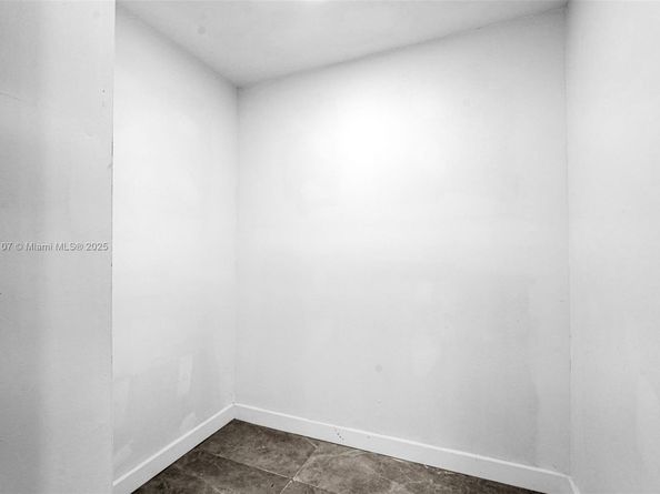 11406 NW 17th Ave, Miami FL 33167