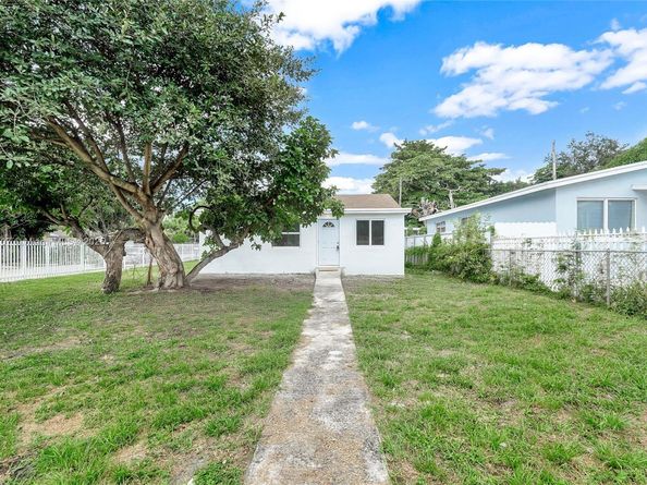 11406 NW 17th Ave, Miami FL 33167