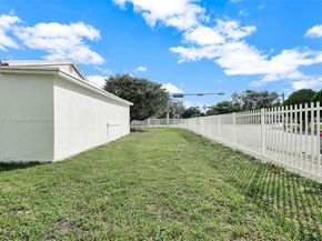 11406 NW 17th Ave, Miami FL 33167