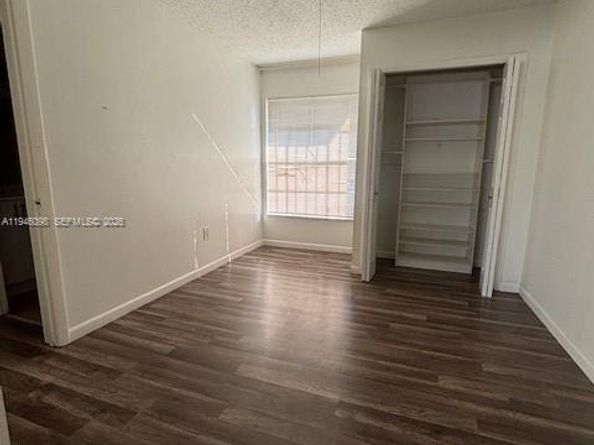 817 NE 214th Ln 4, Miami FL 33179