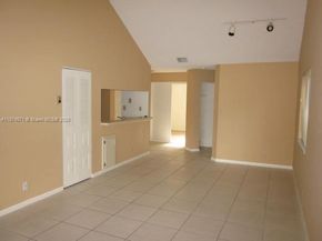 9203 SW 141 Pl 9203, Miami FL 33186