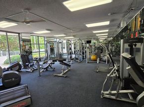 3400 NE 192nd St 1205, Aventura FL 33180