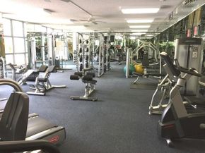 3400 NE 192nd St 1205, Aventura FL 33180