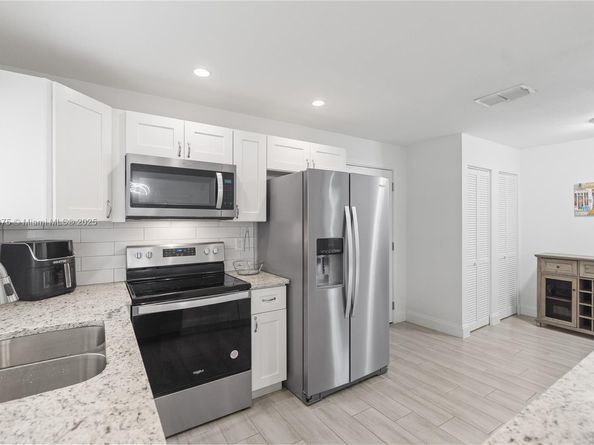 9338 NW 47th STREET, Sunrise FL 33351