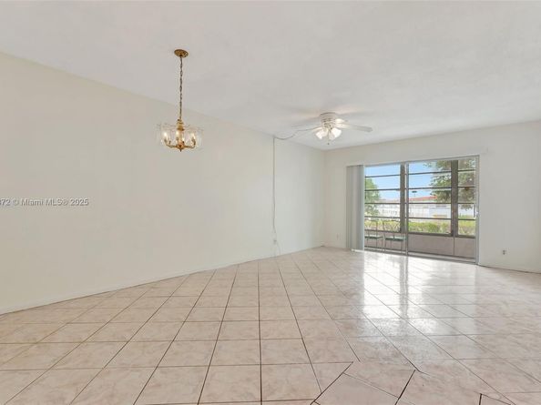 4341 NW 16th St 203, Lauderhill FL 33313