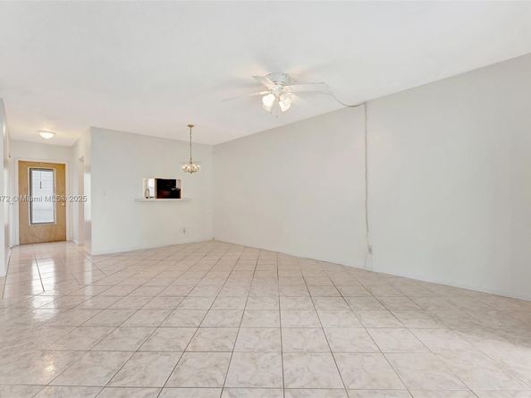 4341 NW 16th St 203, Lauderhill FL 33313