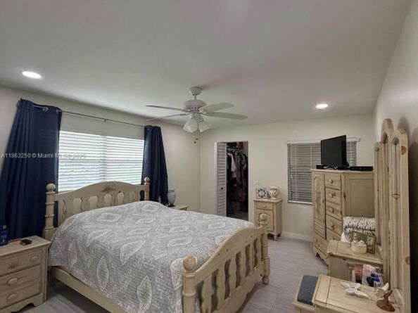 150 SW 134th Way 101R, Pembroke Pines FL 33027
